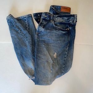 Acid wash distressed mom jeans